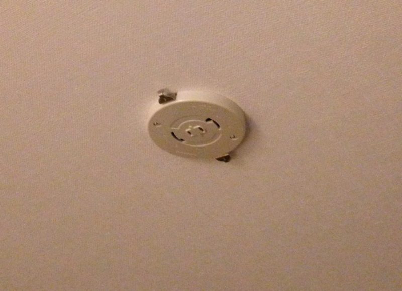 自宅のフル引掛ローゼットの写真